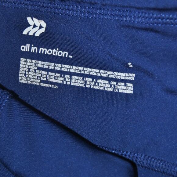 All in Motion Shorts with Pockets Small Blue - Picture 4 of 5
